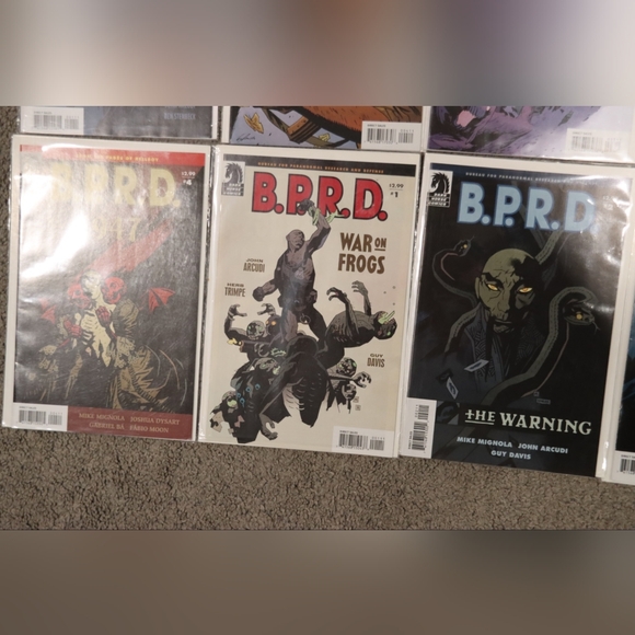 B.P.R.D. Comic Book Collection - Picture 6 of 9